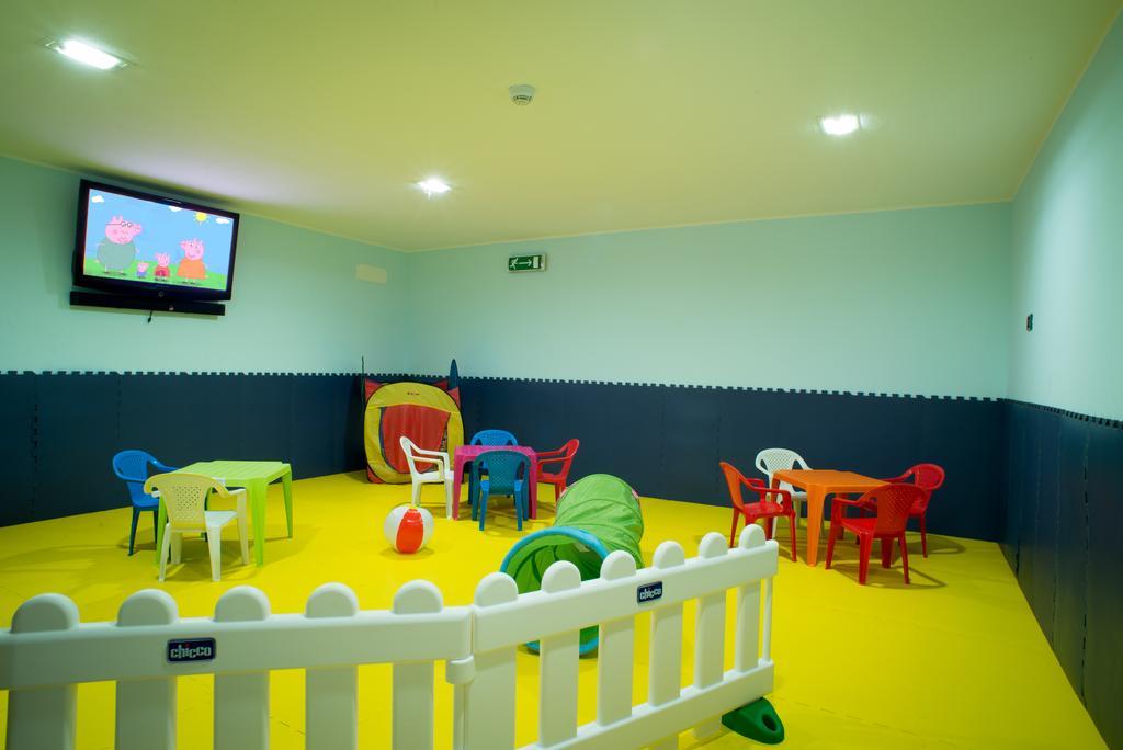 Hotel Clipper Giulianova Buitenkant foto